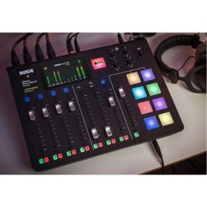 استودیوی تولید پادکست رود مدل Caster PRO